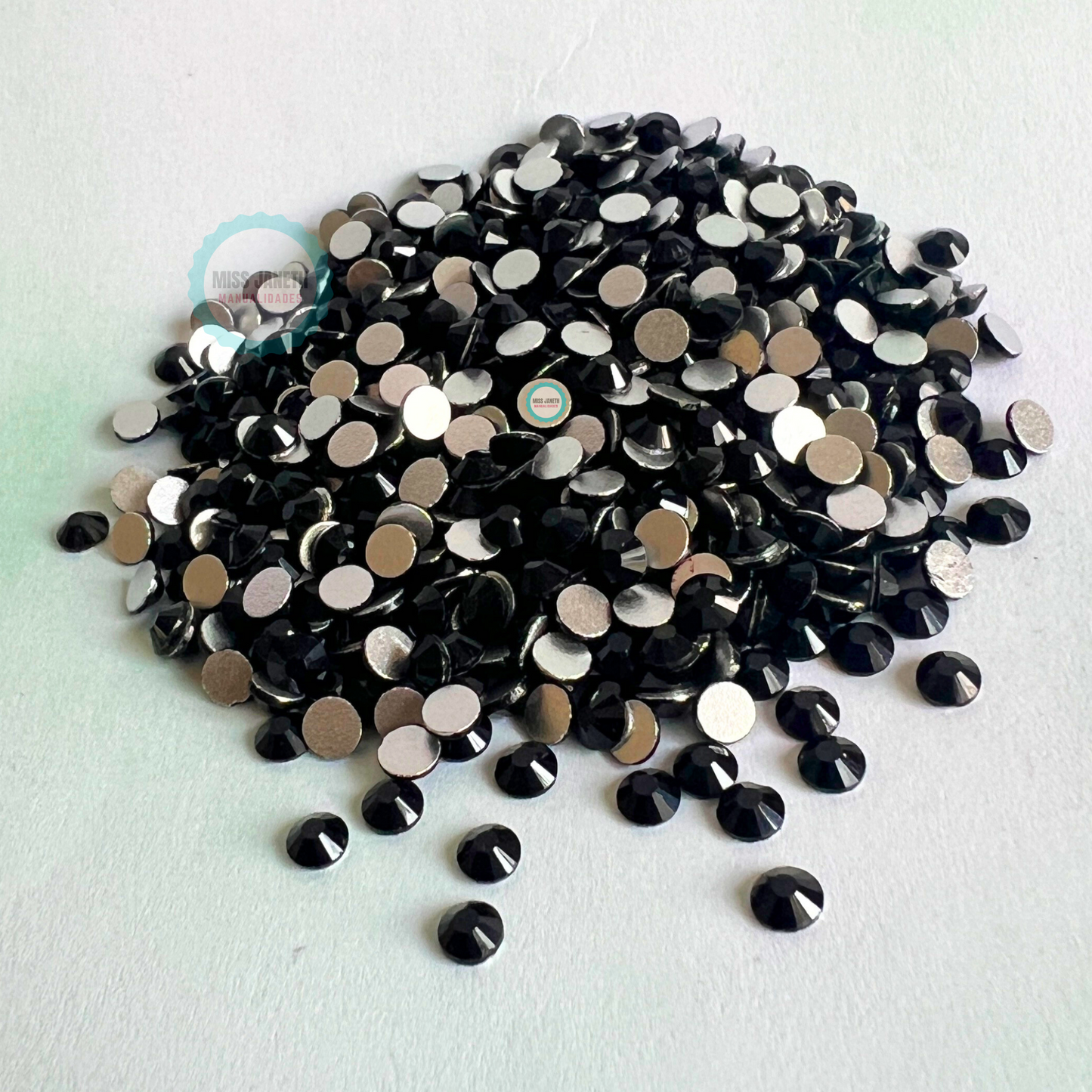 Pedrería Cristal NEGRA