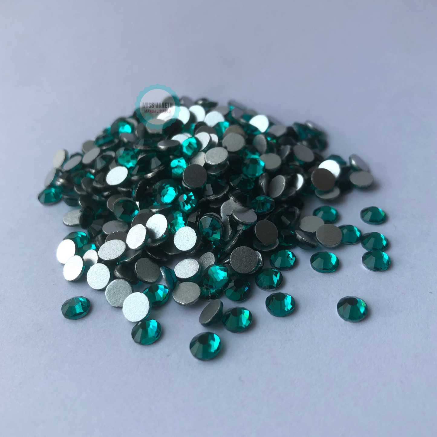 Pedrería Cristal ESMERALDA